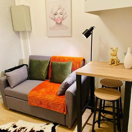 Parc Buttes Chaumont - Studio Mezzanine Paris Lägenhet Exteriör bild